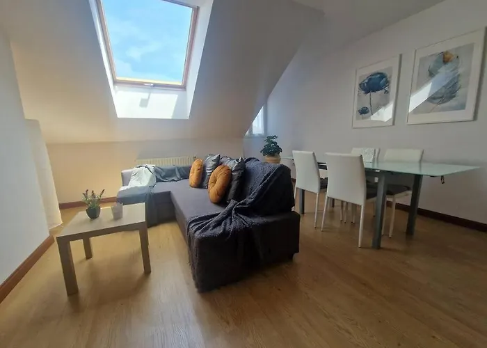 171a Atico Con Garaje גיחון